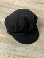 Black women's hat with smooth leather