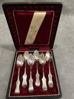 Silver tea spoons in a nice box!!