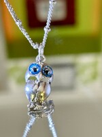 Wonderful silver necklace and owl pendant