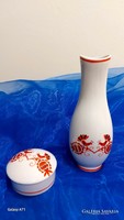 Hollóházi Ikarus marked, folk motif vase and bonbonnier