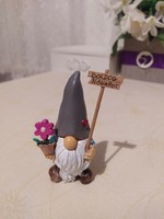 Women's Day gift made of elf plaster