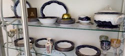 Zsolnay pompadour 12-person porcelain tableware set, 42 pieces