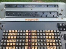 Antik, retro MERCEDES számológép
