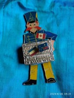 Uniformed figure, musical toy, vintage wall decoration, wind-up musical instrument soldier