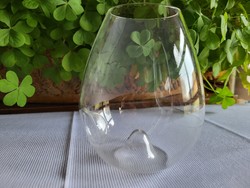 Wine, ergonomic decanter glass
