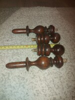 4 pieces of wooden cornice ends or furniture decorations
