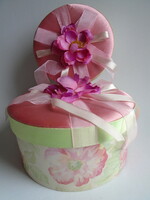 Decorative 2 pcs. Storage box with silk coating and flowers.