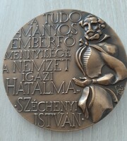 Csíkszentmihályi Róbert MTA 150 éves évfordulója alkalmából Széchenyi István bronz emlék plakett