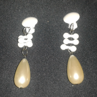 Retro women's clip-on pearl earrings