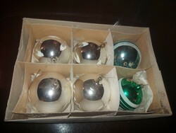 6 glass Christmas tree ornaments, worn, 1979, hanging in order