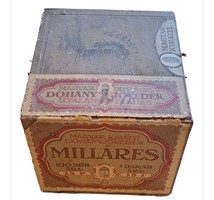Milláres wooden old cigar box