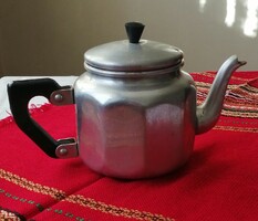 Retro aluminum tea pot 0.75 liters