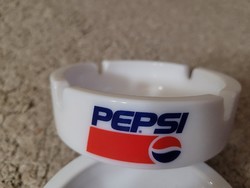 Pepsi ashtray in perfect condition from the 90s.