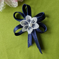 Wedding bok34 - ribbon bok cream, brooch with ecru beaded embroidered flower
