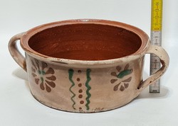 Folk, dark brown floral, green wavy lines, white glaze, two-handled ceramic cooking pot, with legs (2952)