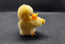 Retro clip-on plush duck from the 80s