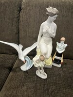 Ravenclaw porcelain figurines are sold together!