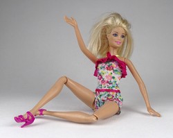 1Q538 Dressed Mattel Barbie doll 2009