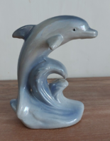 Régi  jelzetlen  porcelán tengerből kiugró kék delfin figura 13 cm magas