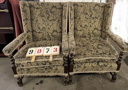 Pair of antique armchairs, in good condition, 109 x 63 x 72 cm. 9073