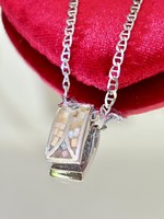 Silver necklace and pendant with mother-of-pearl inlay