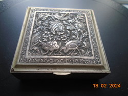 19 Sz Persian Qajar treble punched niello and inlaid silver box goldsmith's works of art