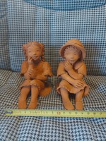 Erzsébet Illár, little girlfriends, 2 ceramic sculptures