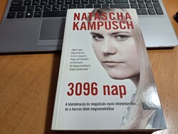 Natascha Kampusch: 3096 nap.(2)    4900.-Ft