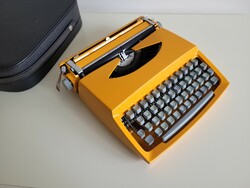 Régi retro kis méretű sárga táskaírógép mid century írógép napsárga színű