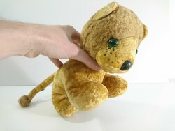 Old vintage plush lion with glass eyes - Germany 1960s