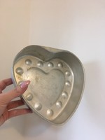 Régi sütőforma-alumínium-szív alak-jelzett