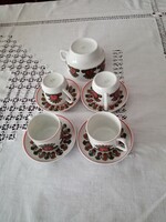 9  pávás hollóházi  porcelán készlet:   kávés csésze  4 ,  kávés csészealj 4 db ,1 süteményes tányér