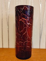 Crystal vase with a ruby-colored glass coating with a cracked effect.