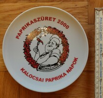 White porcelain plate with red pattern, pepper harvest 2000, Kalocsa pepper days