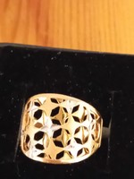Új, soha nem használt, ékszerüzletben vásárolt 14k tricolor női aranygyűrű