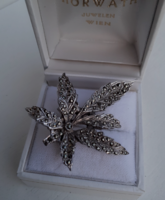 Leaf-shaped brooch in nice condition set with sparkling marcasite stones