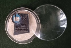 Kitüntetés emlékérem jelvény Vas diplomás (65 év) Pedagógus kitüntetés