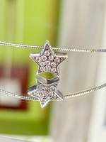 Dazzling silver necklace and pendant
