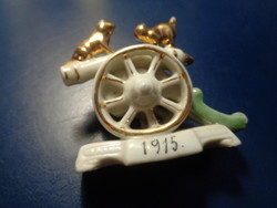 I. vh. osztrák porcelán dísztárgy 1915 , ágyú  rajta kutya - macska barátság , jelzett