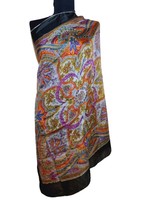 Silk scarf 87x87 cm. (7063)