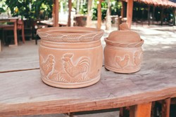 Rooster earthenware onion container