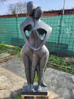 Modernista absztrakt  márvány szobor, férfi és nő szimbólum, összetartás