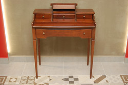 Writing secretary - for beautiful thoughts!