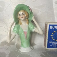 Bájos régi, antik német Foreign porcelán teababa, félbaba, porcelán figura, baba-sajnos sérült