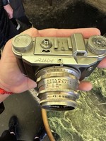 Altix camera with case
