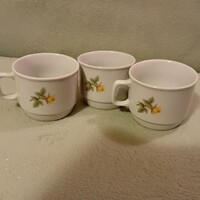 Zsolnay yellow rose tea cup, mug. The price is NOK 1,300/piece + 1 piece as a gift with a small defect.