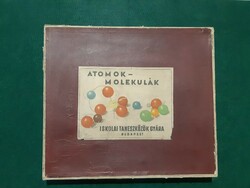 Atomok-molekulák tanári iskolai oktató molekula modell készlet  szemléltető eszköz x