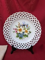 Decorative plate with flowers 24 cm in diameter