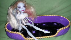 Original mattel - monster high barbie doll room furniture scary doll bed with doll 30x12cm according to the pictures
