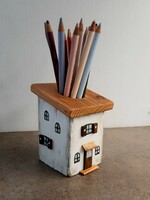 Cottage pencil holder